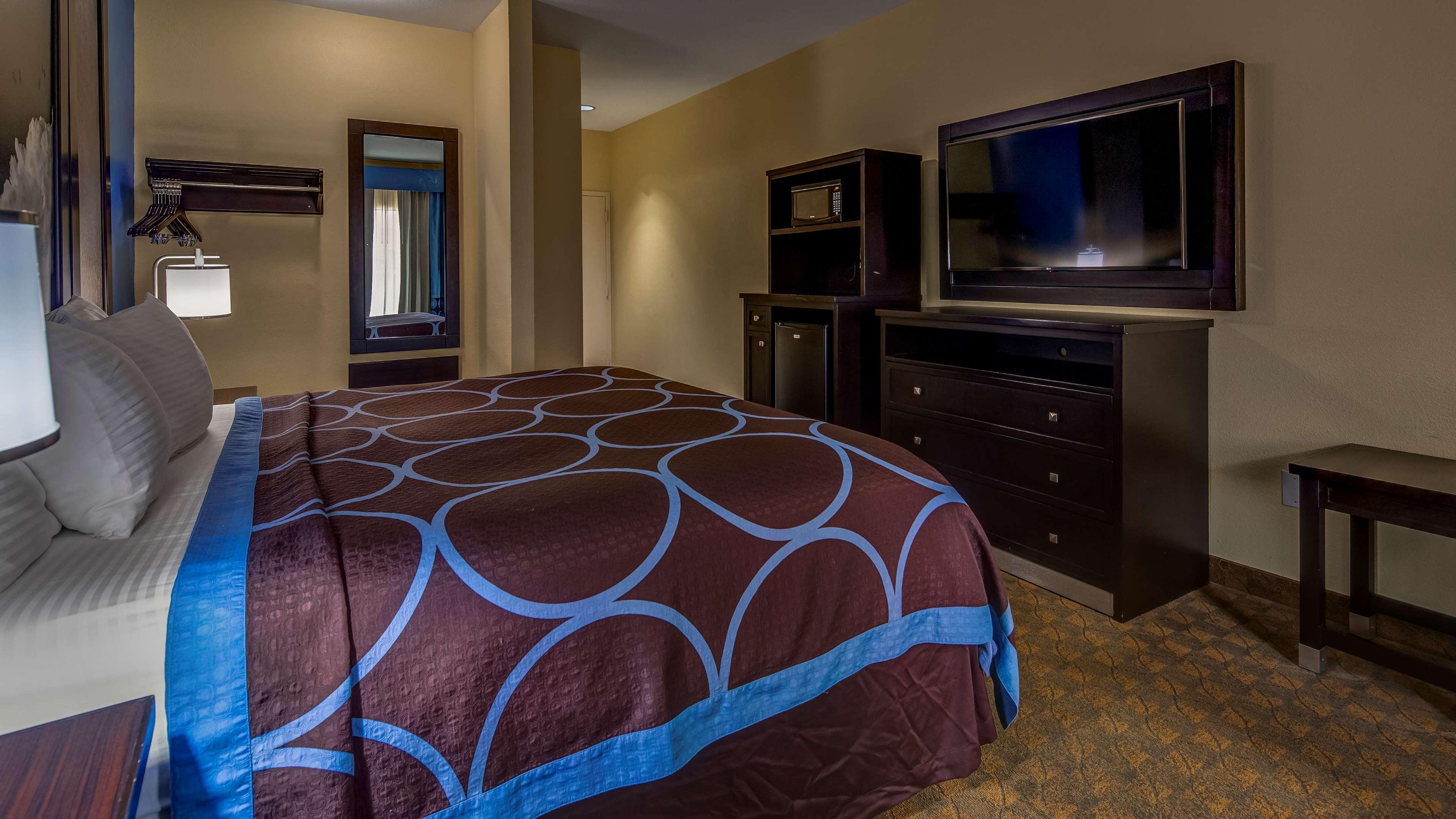 SureStay Plus Hotel by Best Western Alvin Exterior foto