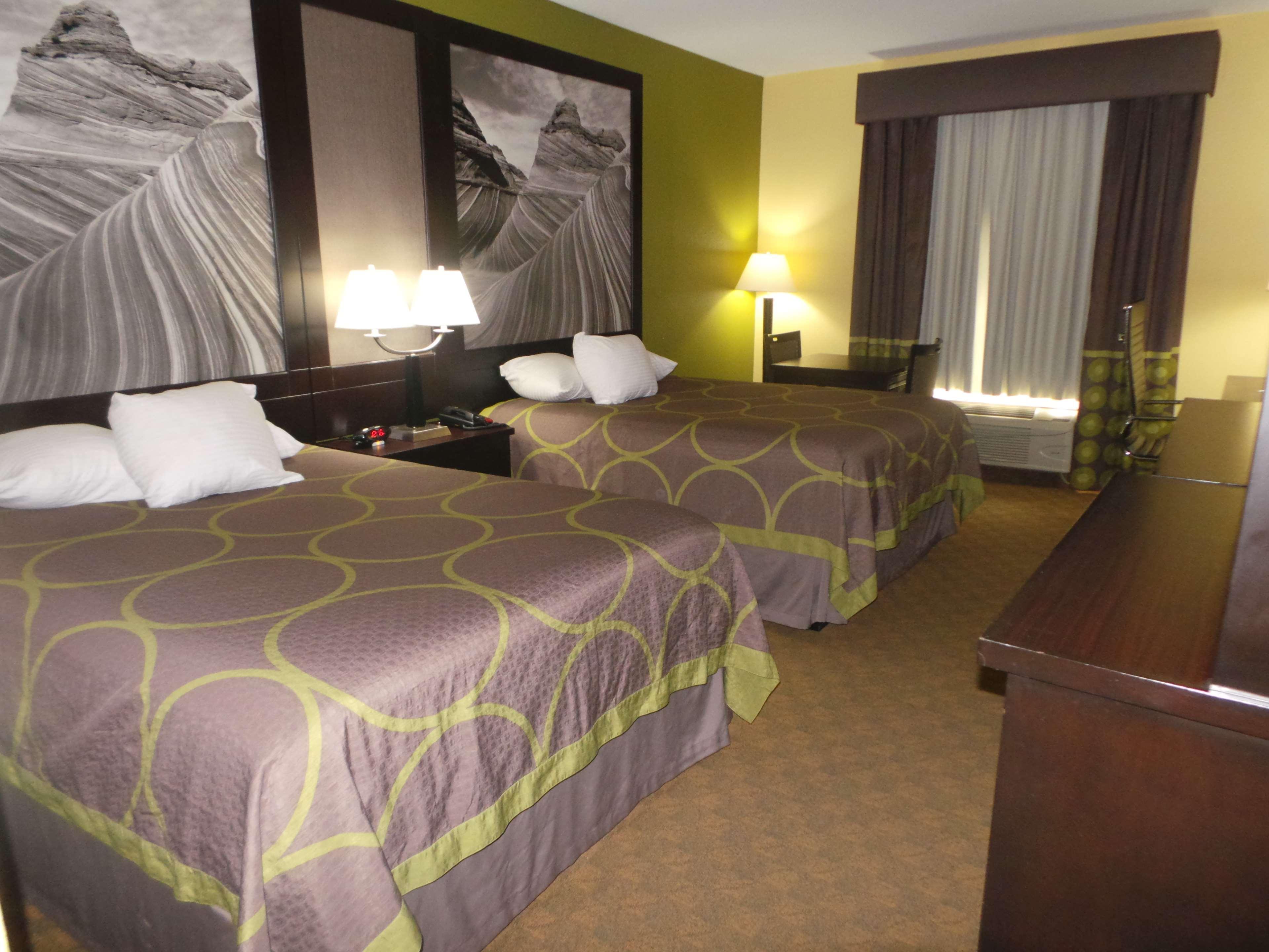 SureStay Plus Hotel by Best Western Alvin Exterior foto